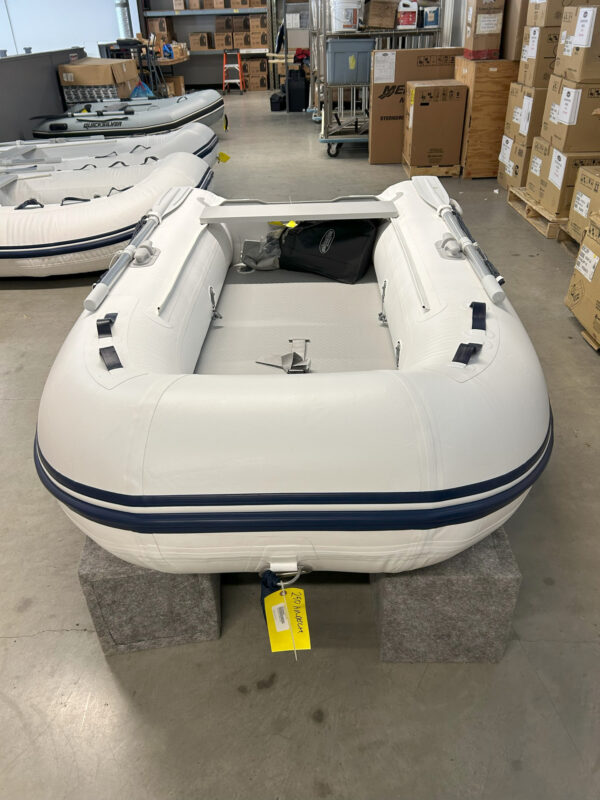 QUICKSILVER AIRDECK 250 INFLATABLE BOAT - Image 3