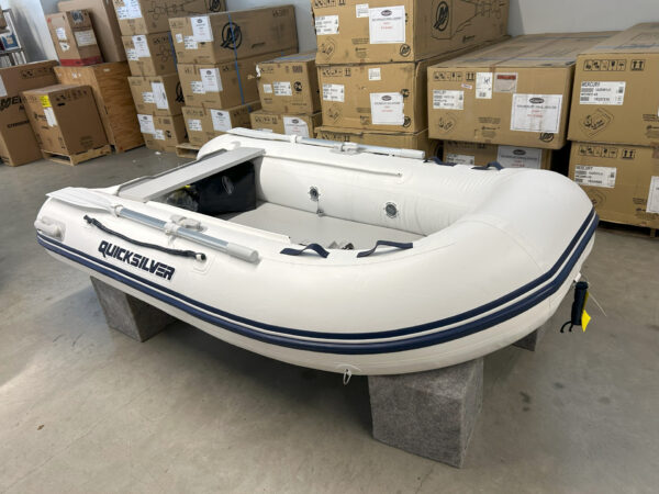 QUICKSILVER AIRDECK 250 INFLATABLE BOAT